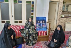 همسران و فرزندان شهدا الگوهای زنده‌ای از ایثار و تعهد هستند