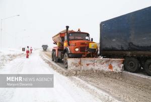 راهداری خراسان‌شمالی تردد کشنده‌ها در گردنه اسدلی را ممنوع کرد