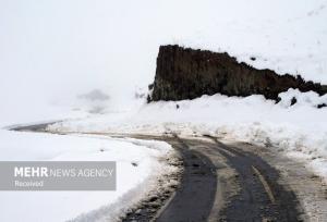 بارش برف در هلودشت بخش اطاقور لنگرود