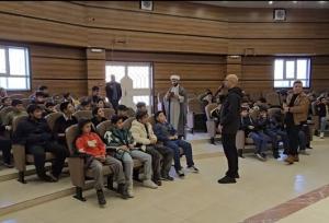 چهره محبوب فوتبال ایران در مدارس بیجار/ روایت‌هایی از ایثار، شجاعت و رؤیای موفقیت