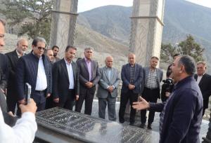 سیدابوالقاسم نباتی شاعر و عارف نامدار آذربایجان غریب و مهجور مانده است