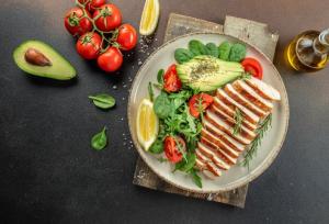 کنترل اشتهای زنان مبتلا به لیپیدما با کاهش مصرف کربوهیدرات