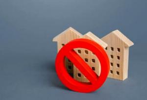 برای ۴۰ ساخت‌وساز غیرمجاز در اراضی سرخون اخطاریه صادر شد