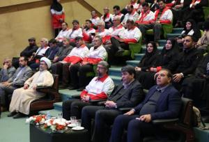 استاندار کرمان: شکوه امروز بم حاصل همبستگی و فداکاری داوطلبان در زلزله است