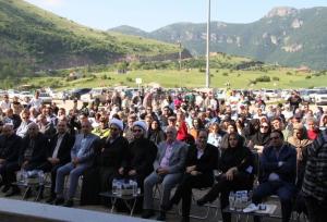تصاویری از جشنواره گل گاو زبان در حیران آستارا