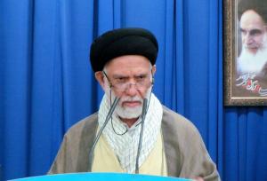 امام جمعه دیر: ایران ابهت و آبروی آمریکا را از بین برد