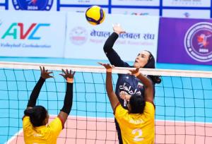 برد طوفانی زنان سروقامت تبریزی در خانه