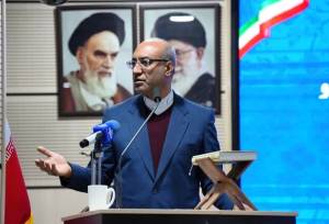 استاندار کرمانشاه: ملت ایران هرگز مقابل دشمنان سر خم نخواهد کرد