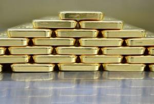 طلای جهانی از ۴۲۰۰ دلار عبور و رکورد جدیدی ثبت کرد