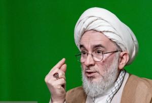 حوزه علمیه باید نقش رهبری فکری جامعه را ایفا کند