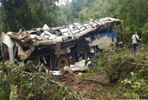 ۲ کشته و ۴۰ زخمی در تصادف اتوبوس در مرکز آرژانتین