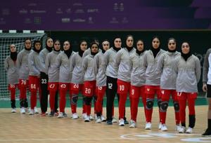 برد پرگل دختران هندبالیست ایران برابر مالدیو