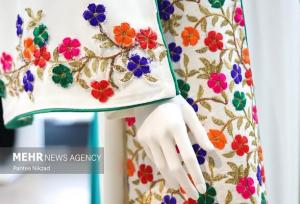 برخورد قانونی قاطع با باندهای قاچاق و تولید پوشاک مروج فرهنگ غربی