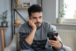 دوری از عادت‌های ناسالم گوشی‌های همراه به کمک ذهن‌آگاهی