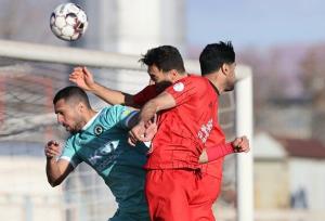 صعود موقت تراکتور در جدول/ پیکان باز هم شکست خورد