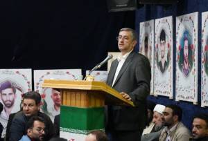 استاندار لرستان: دشمن درصدد تفرقه علیه وحدت مردم حول ولی فقیه و اهداف انقلاب است