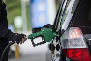 تغییرات قیمت بنزین سوپر باز هم خبرساز شد