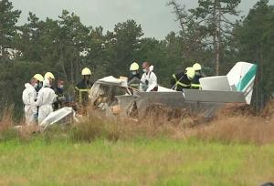 سقوط هواپیما در بزرگراهی در فرانسه/ ۳ نفر کشته شدند