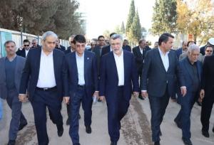 بازدید وزیر بهداشت از روند ساخت بیمارستان شهید سلیمانی کرمان/ وعده حمایت مالی برای تسریع پروژه