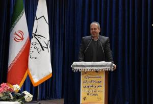 رستمی:توسعه واقعی با تکیه بر علم و فناوری امکان‌پذیر است