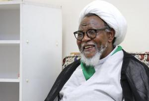 تشرف شیخ زکزاکی به حرم حضرت فاطمه معصومه سلام‌الله‌علیها