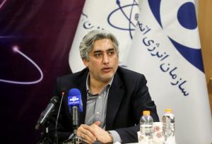 ادای احترام مسئولان قم به مقام شهید دانشمندهسته‌ای «سید امیرحسین فقهی»