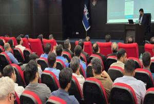 آغاز آموزش تخصصی اجرای سامانه کنترل تردد کامیون‌ها در بندر شهید رجایی