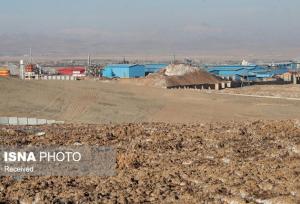 برخورد قانونی محیط زیست ابهر با واحد صنعتی متخلف در حوزه پسماند