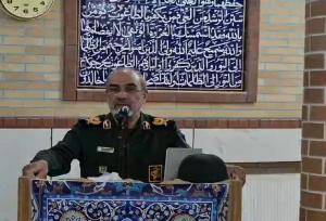 شهدا اجازه ندادند یک وجب از خاک کشور به دست دشمن بیفتد
