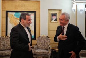 عراقچی عازم تاجیکستان شد