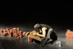 سلطانی: نمایش «رولور» در بیجار روی صحنه می‌رود