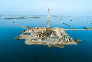 قراردادهای میدان‌محور؛ آزمون تازه برنامه هفتم در صنعت نفت