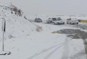 بارش شدید برف در جاده جدید شهرستان طالقان