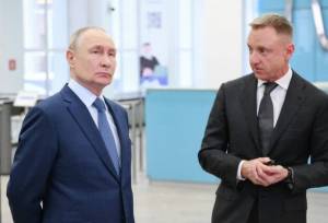 روسیه در حال توسعه ناوگان یخ‌شکن خود است