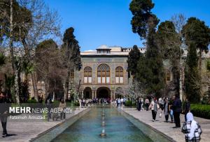 گشایش نمایشگاه «از گوهر خراسان تا یلدای گلستان» در کاخ گلستان