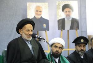 دیدار خادمیاران رضوی با نماینده ولی فقیه در خراسان جنوبی