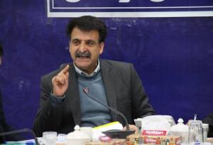 مدیرکل سیاسی استانداری: بیش از ۴۰۰۰ نفر عضو شوراهای لرستان می‌شوند