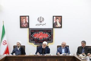 عارف: هیچ راهی جز برخوردهای تعزیراتی با گرانفروشان و محتکرین نداریم