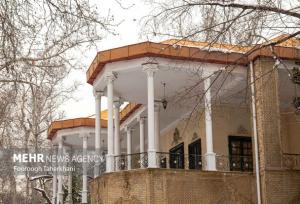 بازگشایی کاخ نیاوران و صدور سند هشت بهشت اصفهان