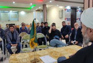 اعزام کاروان خادمان چایخانه رضوی ملایر به مشهدالرضا(ع) برای خدمت‌رسانی به زوار