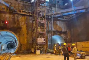 پشت پرده عبور مترو شیراز از حریم حافظیه