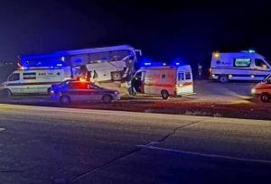 انحراف اتوبوس در رفسنجان ۹ مصدوم بر جا گذاشت