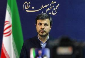 دهنوی: تکیه به جنگ افزار در برابر ایران نشانه سردرگمی راهبردی است