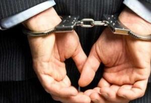 اختلاس ۴ میلیاردی کارمند بانک!/ متهم در محل کار دستگیر شد