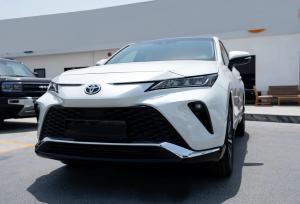 مقایسه تویوتا ونزا با لکسوس NX؛ ارزش خرید در برابر لوکس‌گرایی ژاپنی