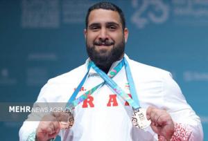 حسن پور:  از اینکه دل مردم ایران را شاد کردم، خوشحال هستم