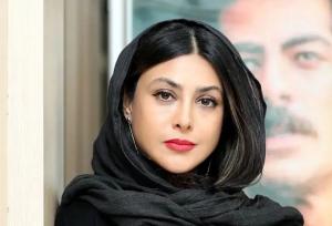 آزاده صمدی با استایل بارداری روی فرش قرمز آمد!