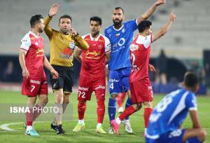 آمار قضاوت وحید کاظمی برای استقلال و پرسپولیس/ همه چیز برابر به جز پنالتی‌ها