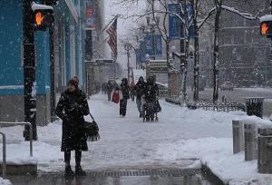 تلفات طوفان برف بی‌سابقه و سرمای شدید در آمریکا