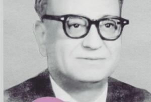 خدمات درخشان شاگرد برتراند راسل به زبان فارسی